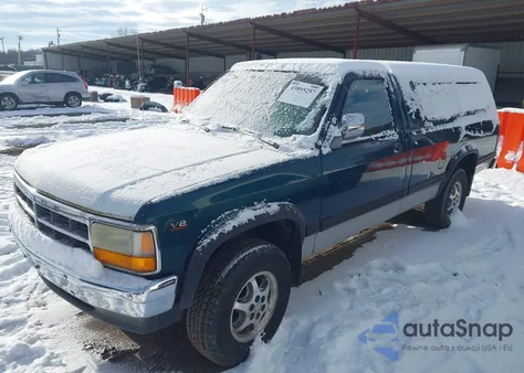 1996 Dodge Dakota z USA, uszkodzony, nr VIN 1B7GG26Y7TS615933
